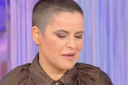 “Mia sorella a casa non è mai tornata”: Silvia Salemi racconta di non aver parlato per quattro anni dopo la morte della sorella maggiore Laura - Gossip.it