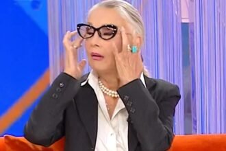 “Non farò più niente”: Barbara Bouchet in tv svela la sua insoddisfazione per il ritocco estetico, ecco quale - Gossip.it
