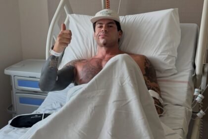 “Sono a terra”: l’ex tronista ed ex naufrago Luca Daffrè vittima di un terribile incidente in motorino, i traumi riportati - Gossip.it