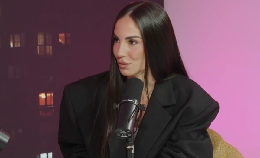 “Una bomba a orologeria”: Selvaggia Lucarelli provoca Giulia De Lellis sul compagno Tony Effe e le sue ‘dipendenze', le parole dell’influencer - Gossip.it