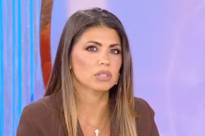 “E’ molto traumatico, non lo auguro a nessuno”: Flora Canto ricorda quando fu tradita dall’ex “in diretta tv”, stette malissimo, non mangiava - Gossip.it