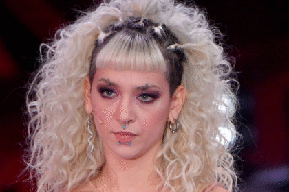 Anna Lou Castoldi, figlia di Asia Argento e Morgan: il telefono rubato, il video sui social e la denuncia per revenge porn - Gossip.it
